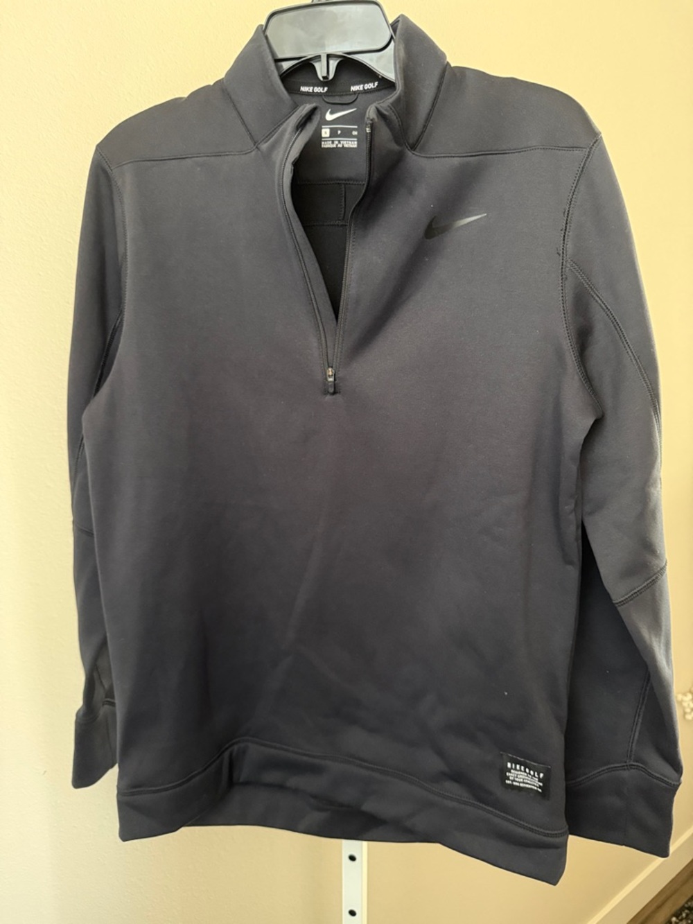 Nike Golf Men’s Black Quarter-Zip Performance Pullover